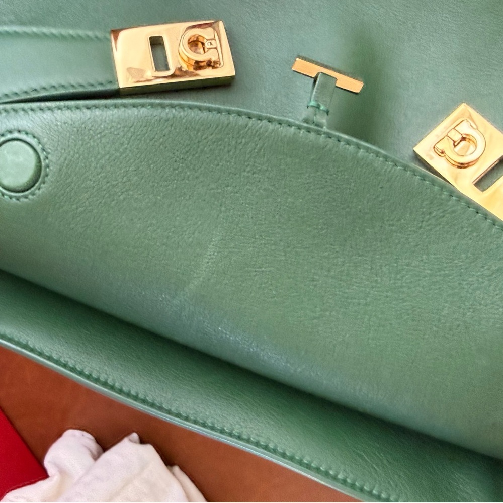 Ferragamo Forest Green Soft Hug Leather Top-Handle Bag - Picture 8 of 16